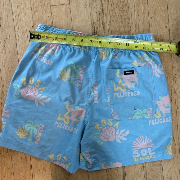 RSQ Light Blue Tropical Print Men's Athletic Shorts - Picture 5 of 5